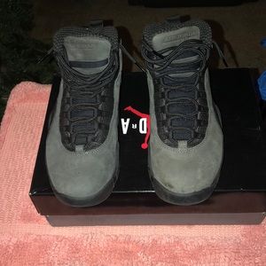 Air Jordan 10 Retro OG “shadow”size 9